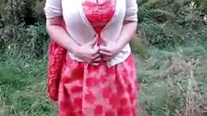 PAWG Gia Derza mendapati Curvy budak sekolah sangap Cutie Melancap dalam Mandinya
