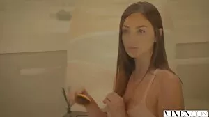 Brazzers: Permainan Awek Violet budak sekolah sangap Myers Diganggu Oleh Dong Hitam Besar Di PornHD