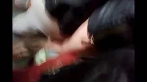 Punggung Amirah tante sangap Adarah dimusnahkan oleh batang besar